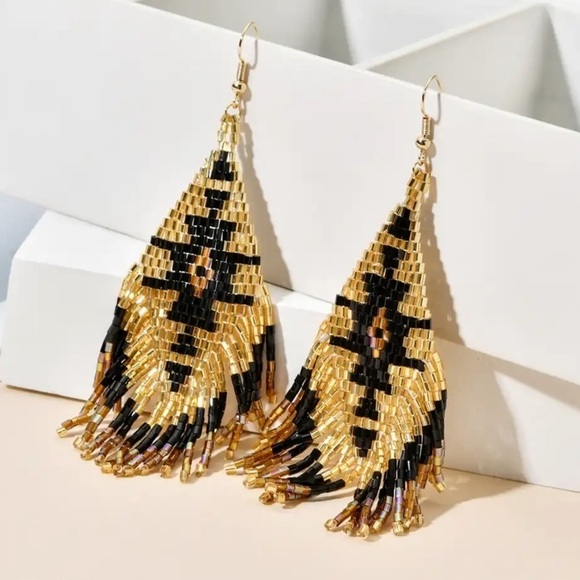 NEW Artisan Handmade Beaded Boho Drop Earrings